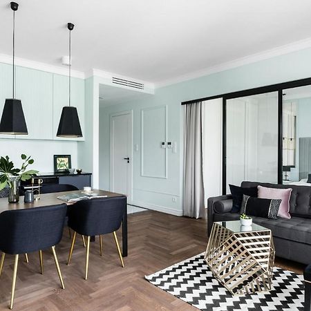 Montevideo Centrum 10 By Grand Apartments 索波特 外观 照片