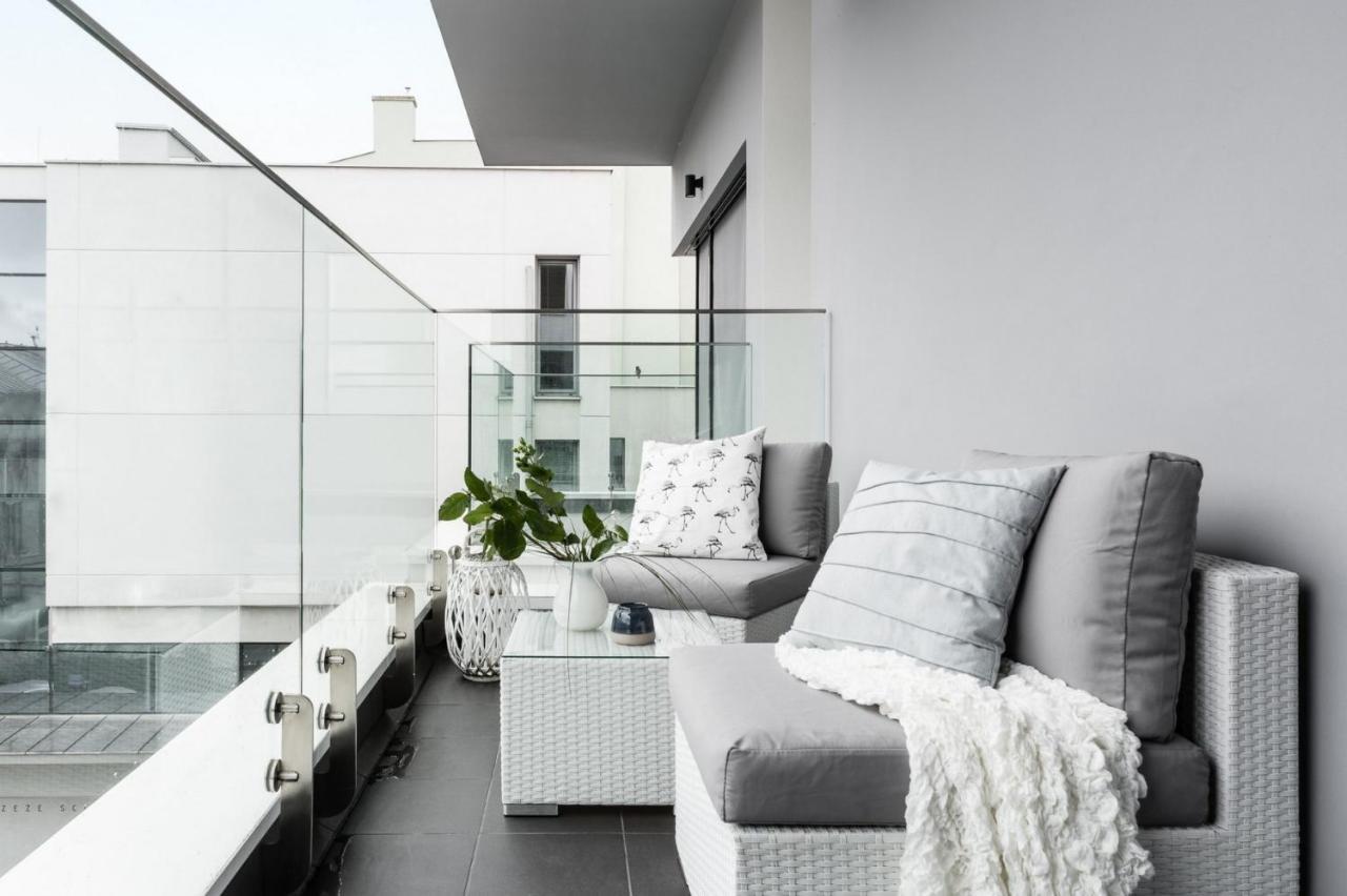 Montevideo Centrum 10 By Grand Apartments 索波特 外观 照片